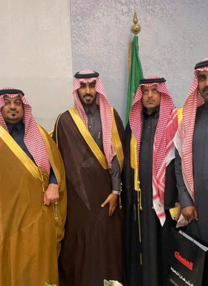جانب من حضور الشيخ محمد بن سلطان والشيخ ناصر بن سلطان لحفل زواج ابن العم نواف بن سعود الشريف المطيري
